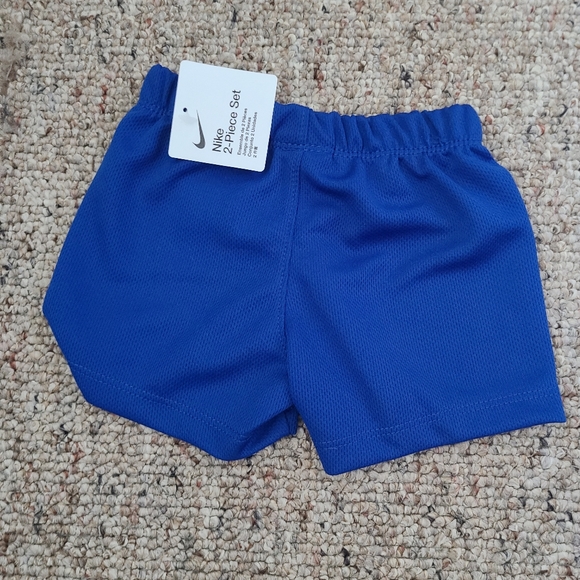NWT Infant Boys Nike Primary Color Swoosh Two Piece Onzie/Short Set Size… - Picture 6 of 8